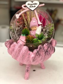 Ayaklı Acuç Seramik Kız Bebek